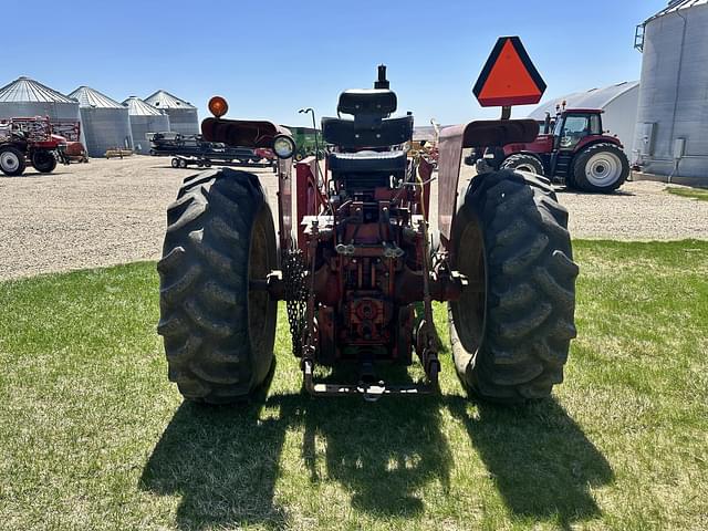 Image of International Harvester 856 equipment image 4