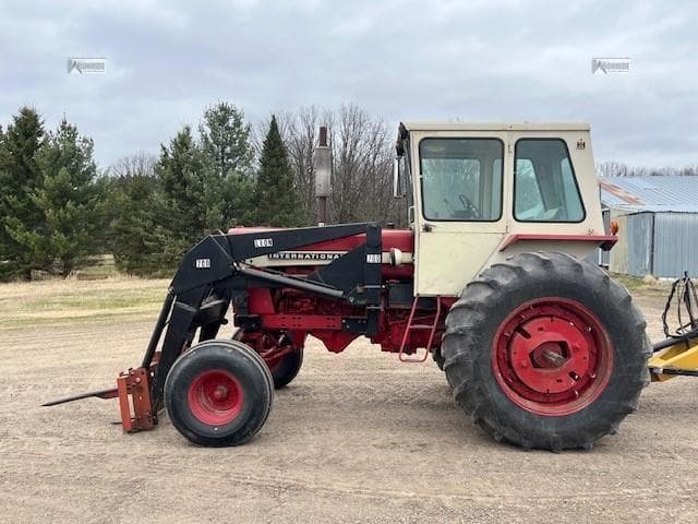 Image of International Harvester 856 equipment image 2