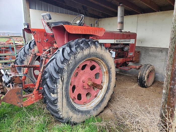 Image of International Harvester 856 Primary image