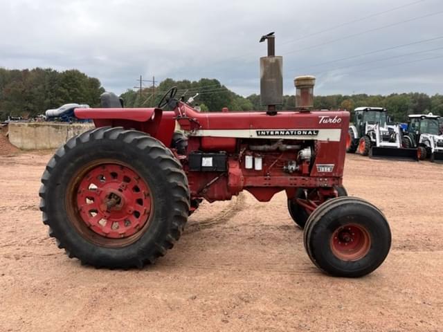 Image of International Harvester 1256 equipment image 3