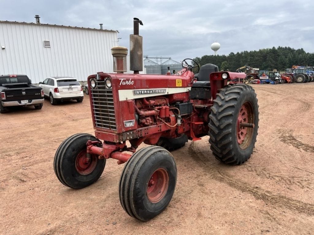 1969 International Harvester 1256 Equipment Image0
