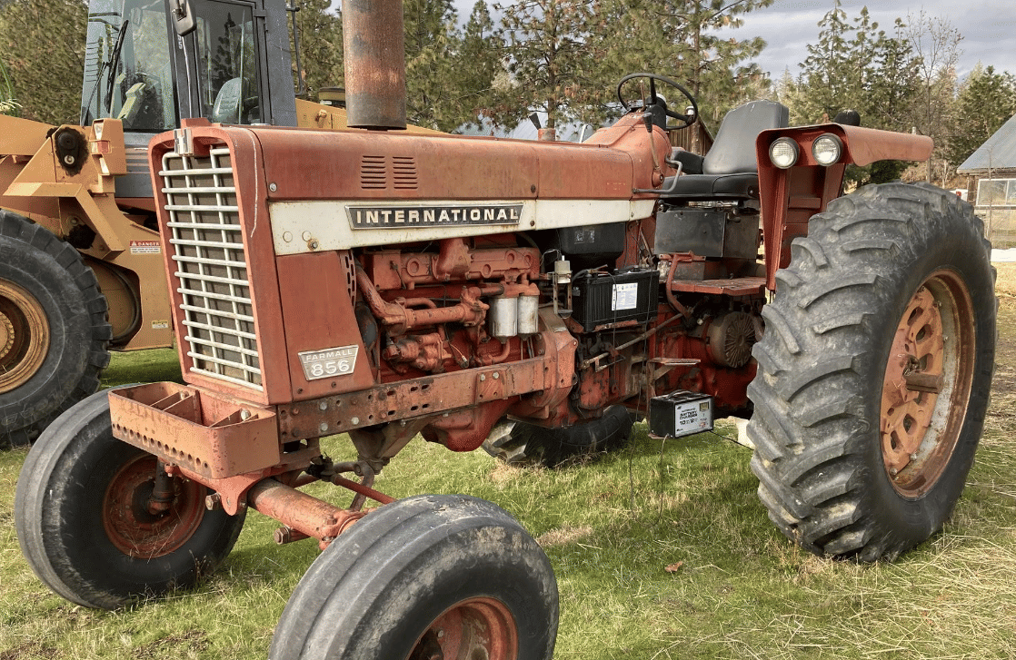 Main image International Harvester 856