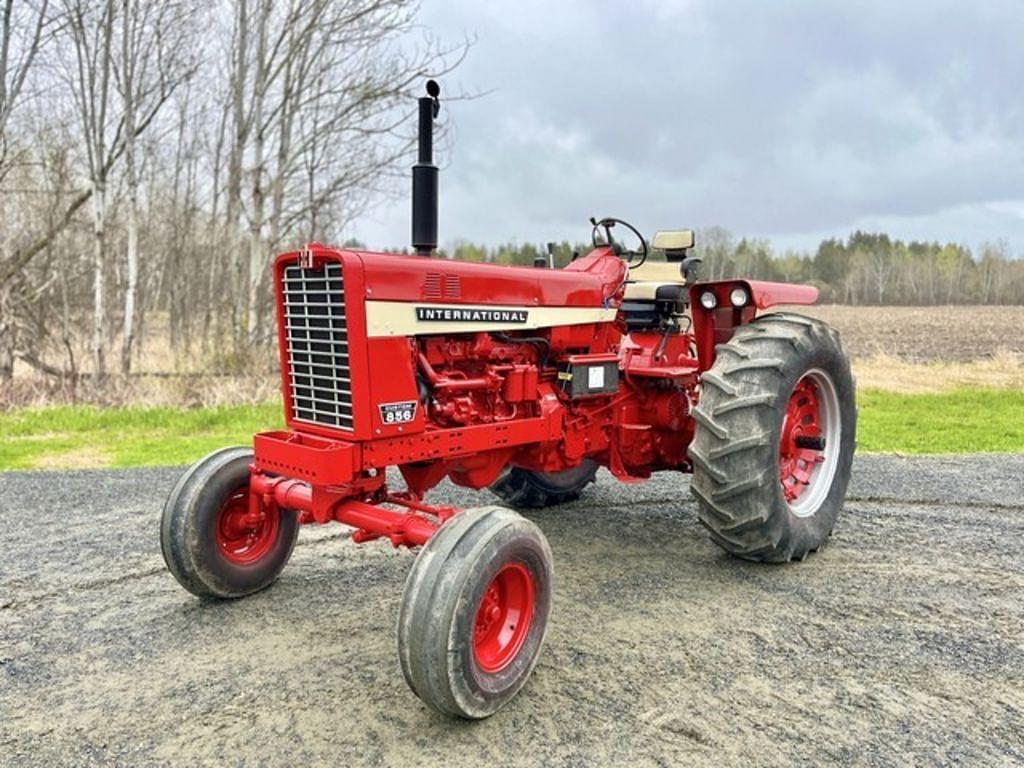 Image of International Harvester 856 Primary image