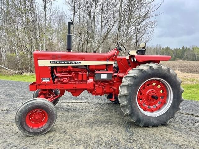 Image of International Harvester 856 equipment image 2