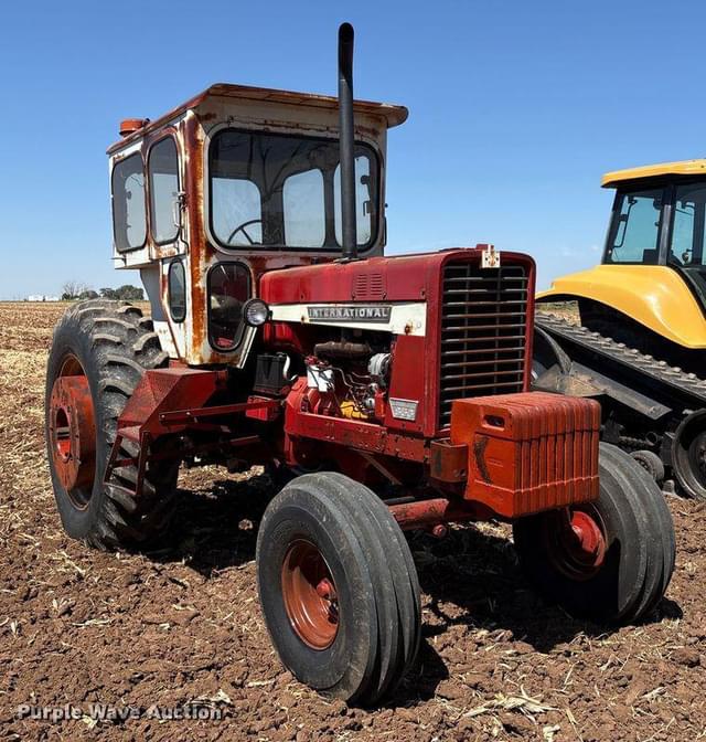 Image of International Harvester 856 equipment image 2