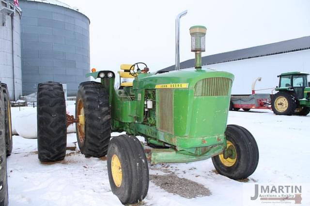 Image of John Deere 5020 equipment image 1