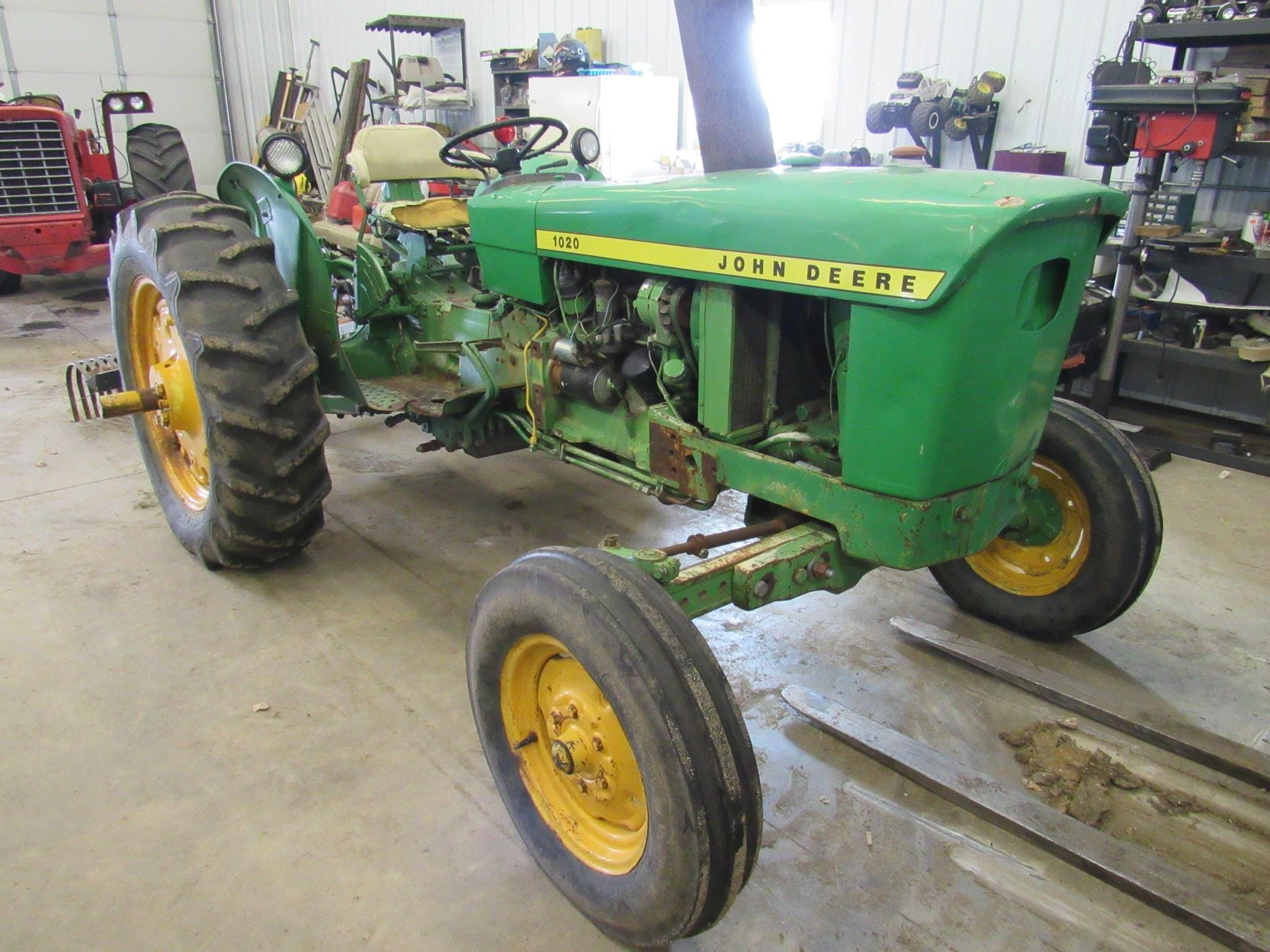 Main image John Deere 1020