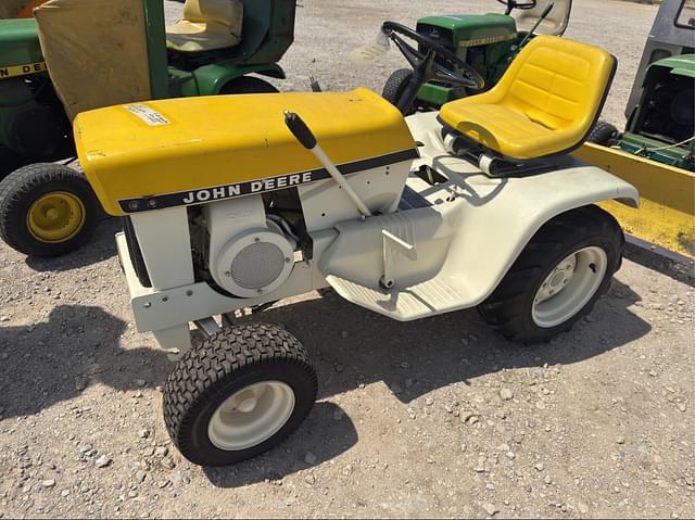Image of John Deere 110 equipment image 4