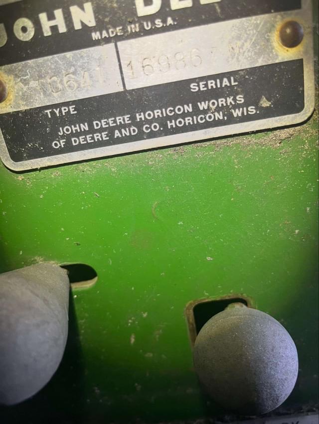 Image of John Deere 110 equipment image 2