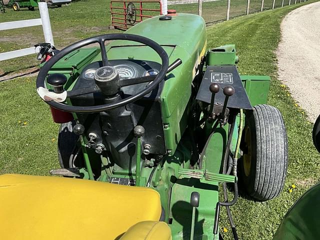 Image of John Deere 1520 equipment image 3