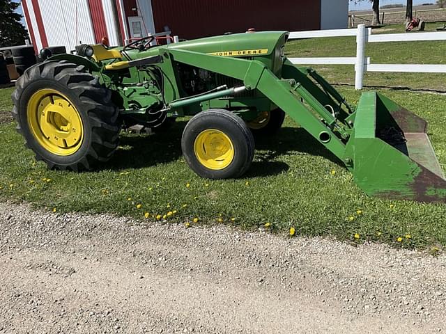 Image of John Deere 1520 equipment image 1