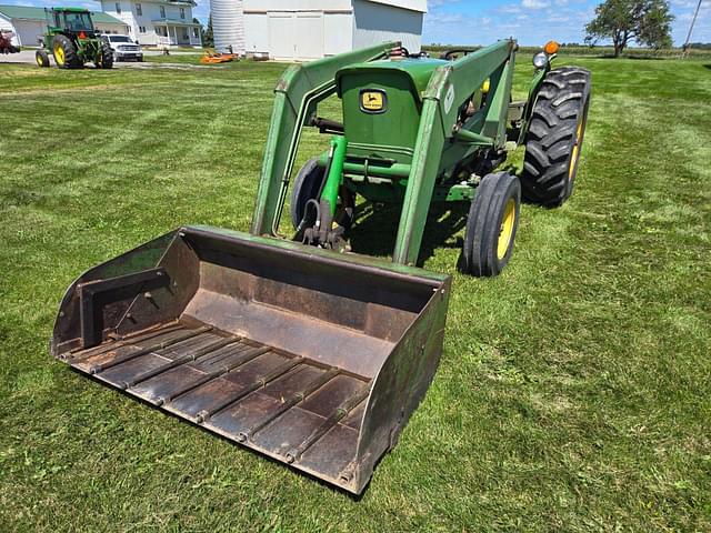 Image of John Deere 2020 equipment image 1