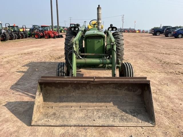 Image of John Deere 2520 equipment image 1