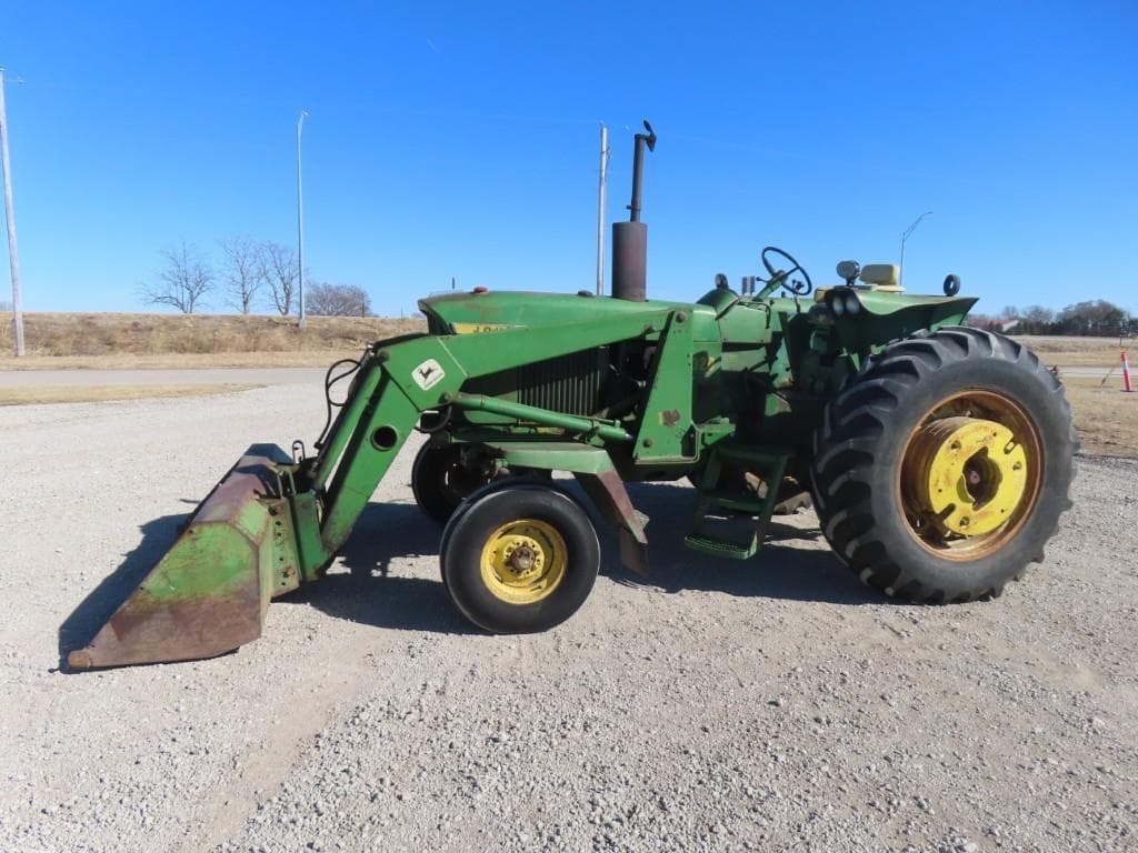 Image of John Deere 3020 Primary image