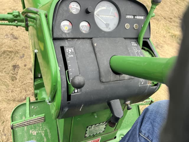 Image of John Deere 3020 equipment image 2