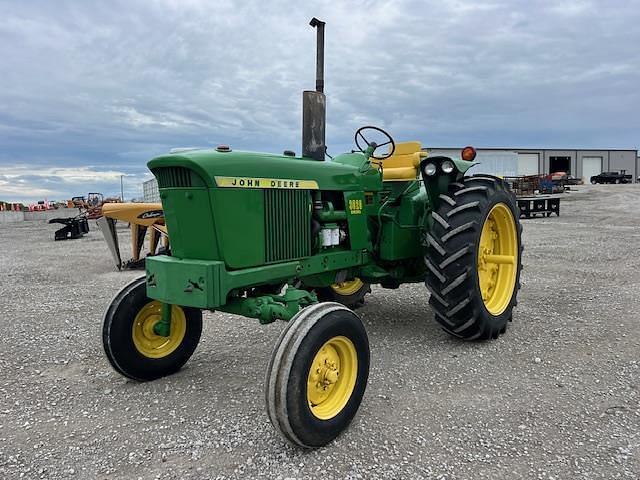 Image of John Deere 3020 Primary image