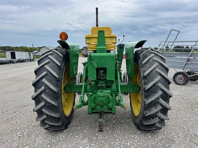 Image of John Deere 3020 equipment image 2