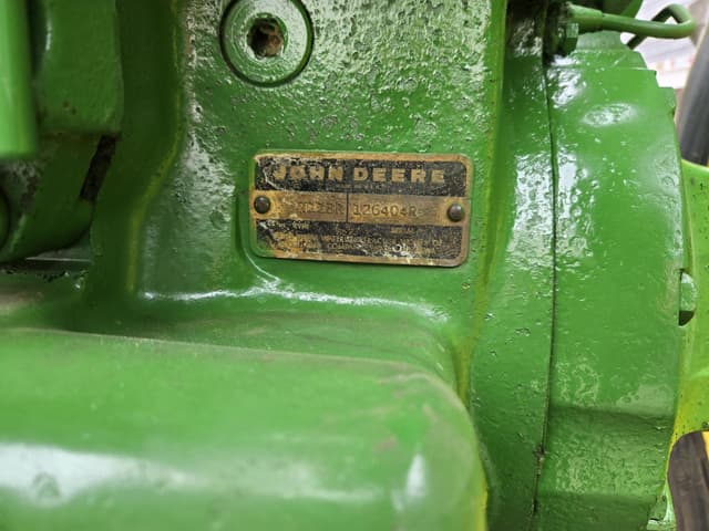 Image of John Deere 3020 equipment image 1