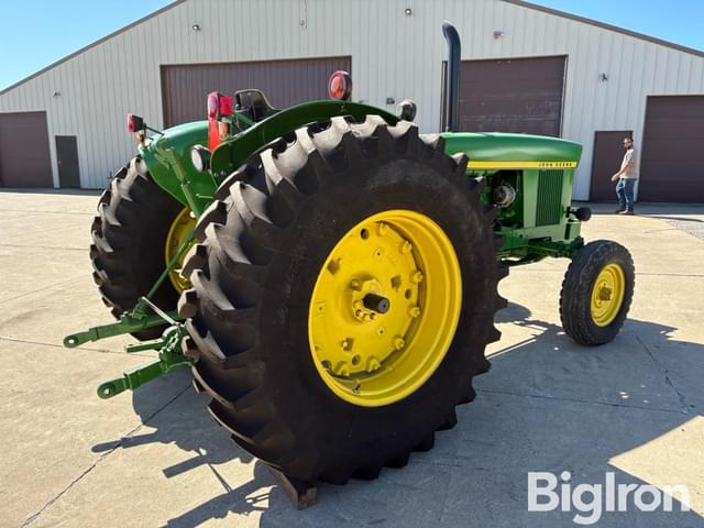 Image of John Deere 3120 equipment image 4
