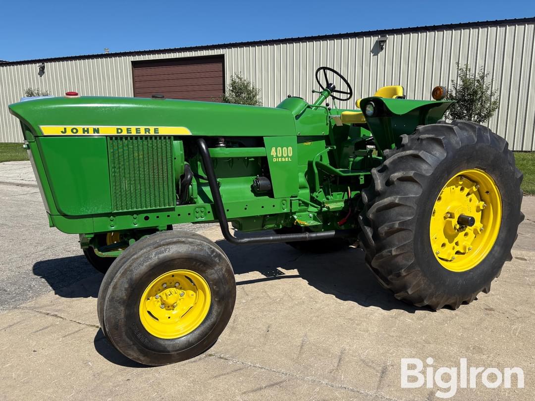 Image of John Deere 4000 Primary image