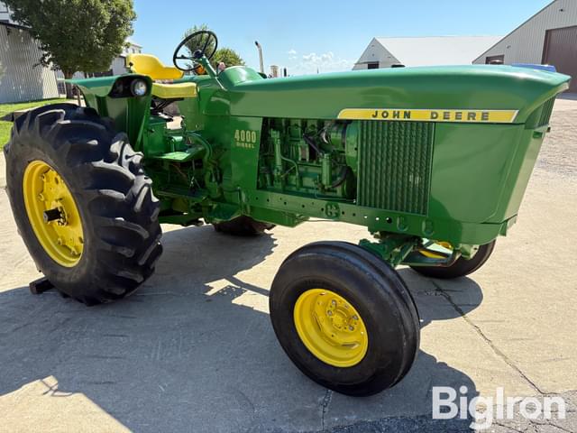 Image of John Deere 4000 equipment image 2