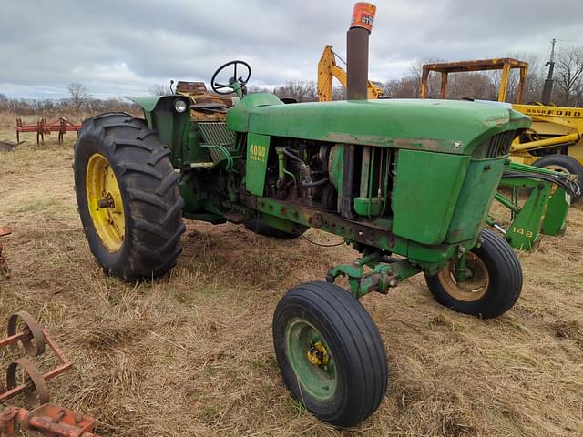 Image of John Deere 4000 equipment image 2