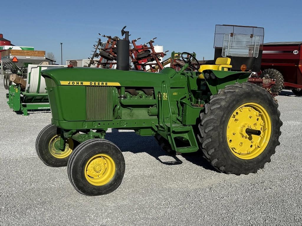 Image of John Deere 4020 Primary image