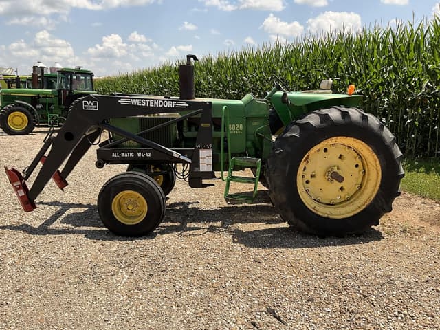 Image of John Deere 4020 equipment image 1