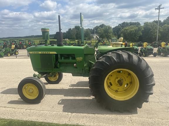 Image of John Deere 4020 equipment image 3