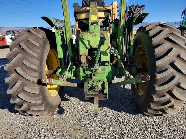 Image of John Deere 4020 equipment image 4