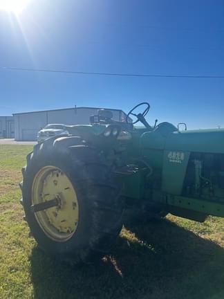 Image of John Deere 4020 equipment image 3