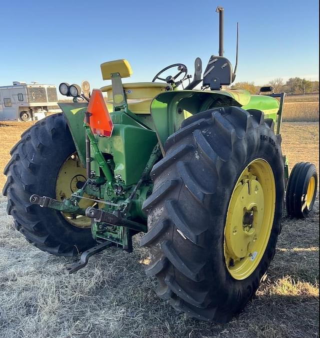 Image of John Deere 4020 equipment image 3