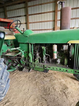 Image of John Deere 4020 equipment image 4