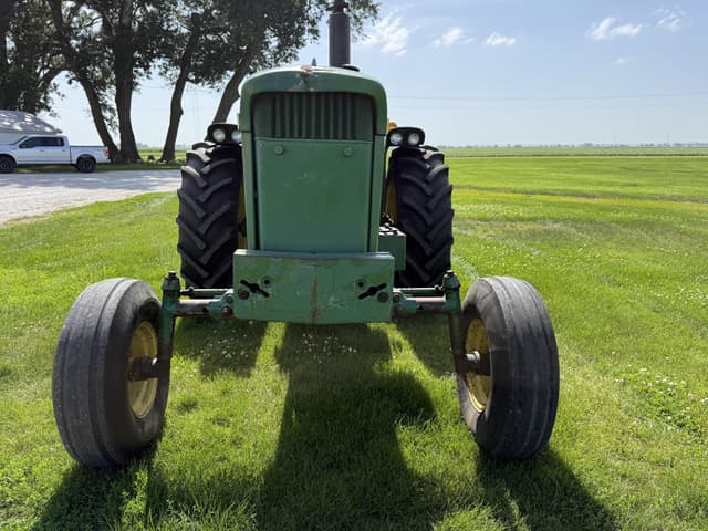 Image of John Deere 4020 equipment image 1
