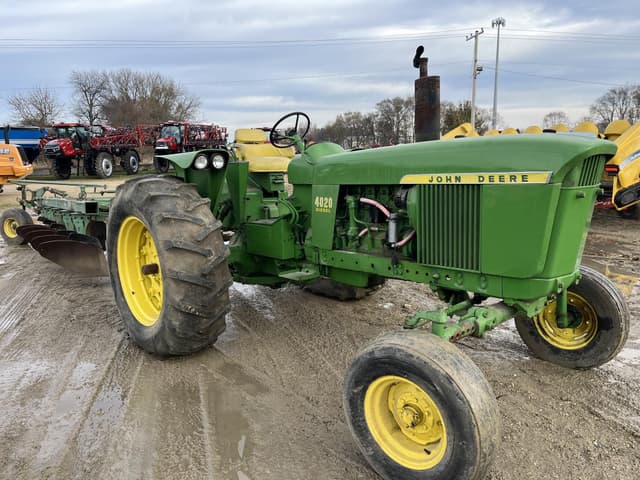 Image of John Deere 4020 equipment image 2