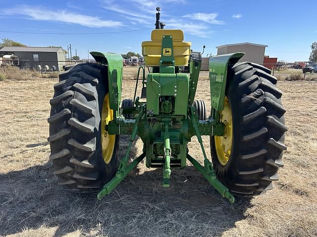 Image of John Deere 4020 equipment image 3