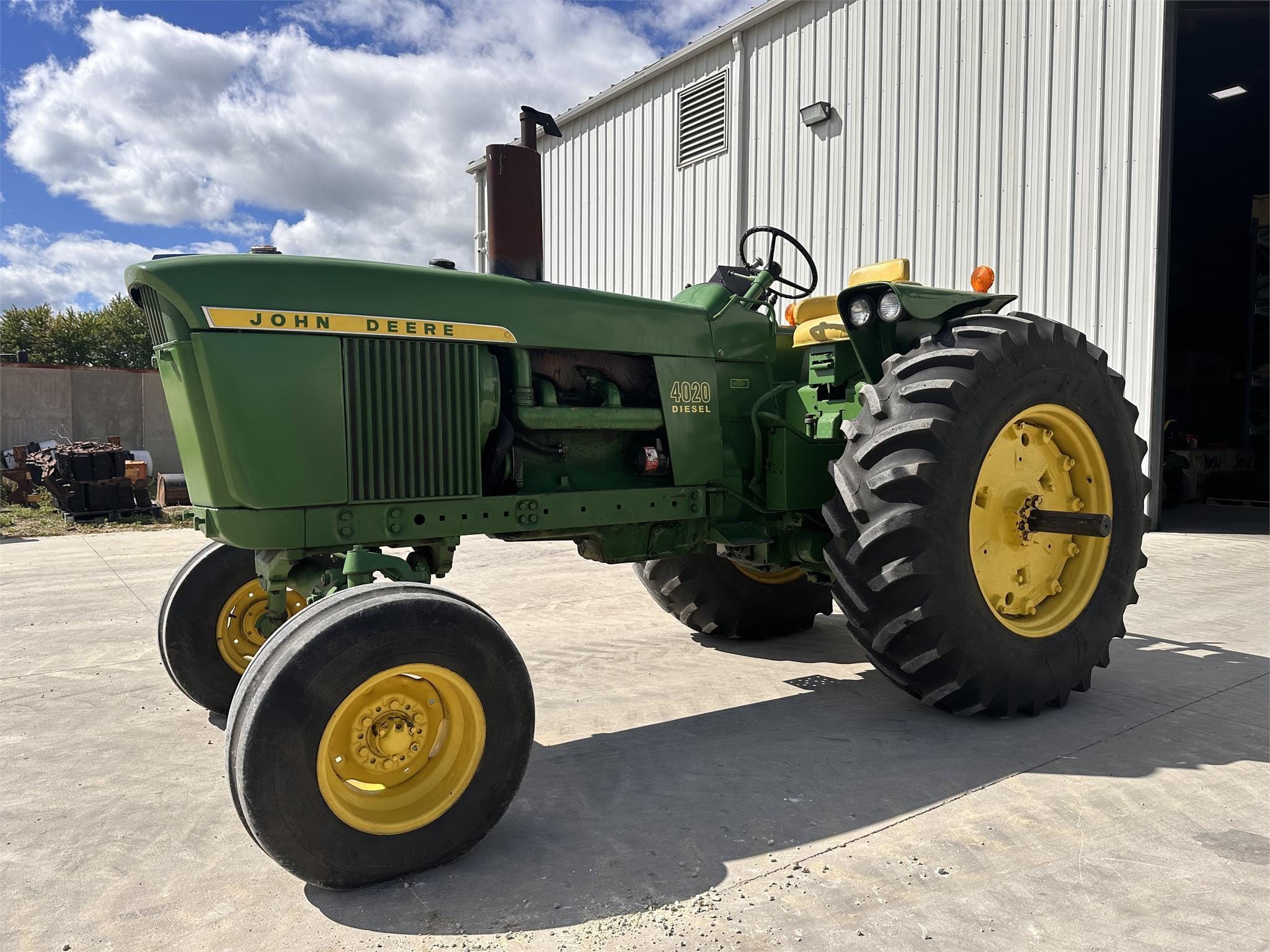 Main image John Deere 4020