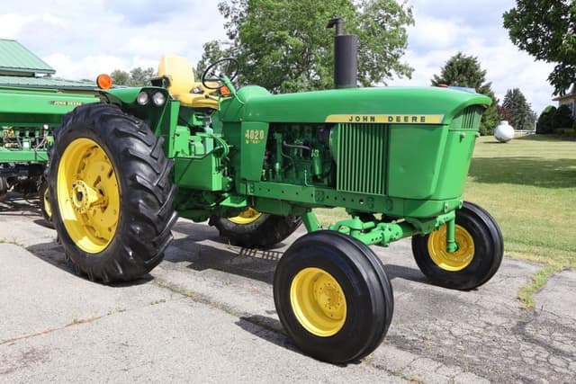 Image of John Deere 4020 equipment image 3