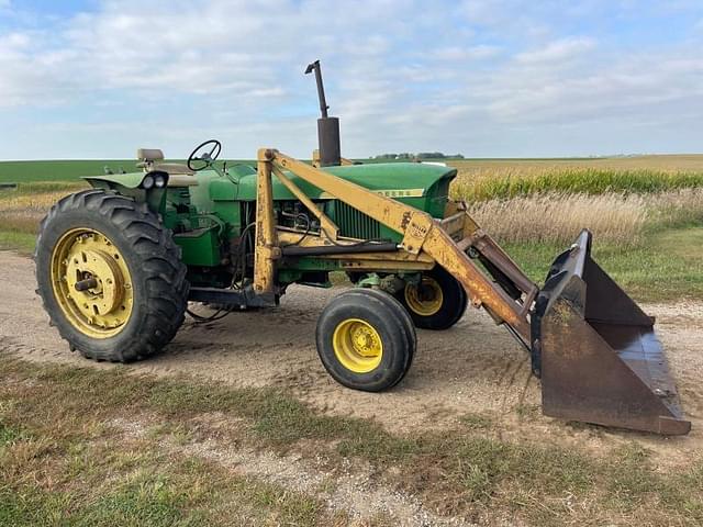 Image of John Deere 4020 equipment image 1