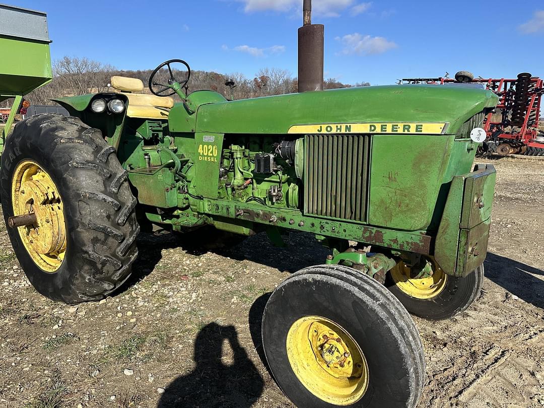 Image of John Deere 4020 Primary image