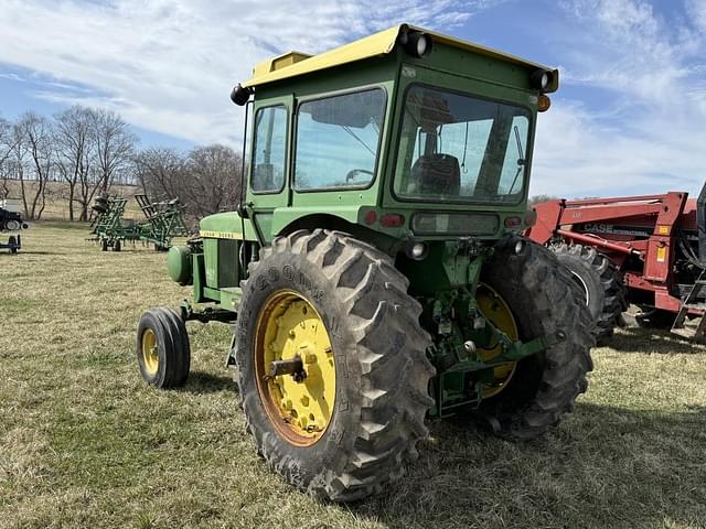 Image of John Deere 4020 equipment image 2