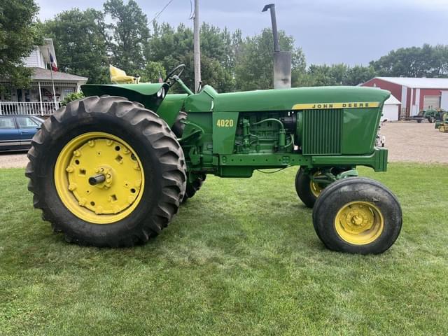 Image of John Deere 4020 equipment image 3