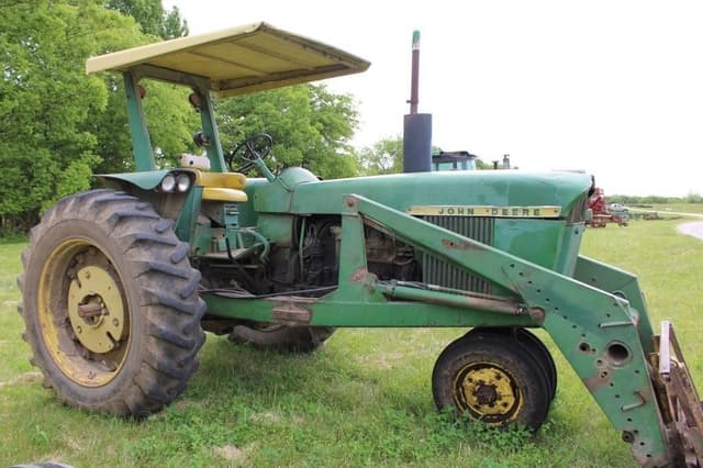Image of John Deere 4020 equipment image 3