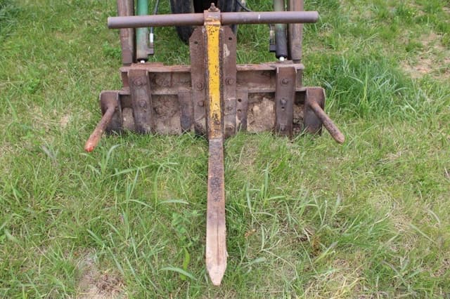 Image of John Deere 4020 equipment image 3