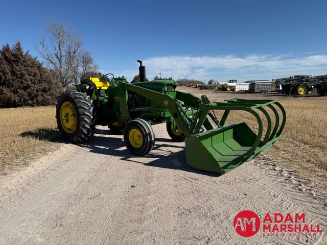 Image of John Deere 4020 equipment image 2