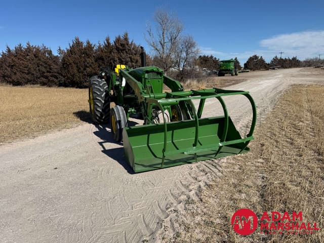 Image of John Deere 4020 equipment image 4