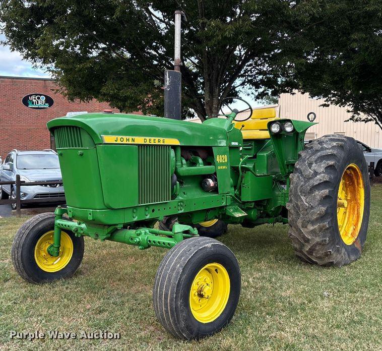 Image of John Deere 4020 Primary image