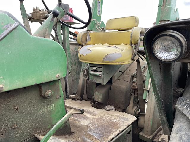 Image of John Deere 4020 equipment image 4