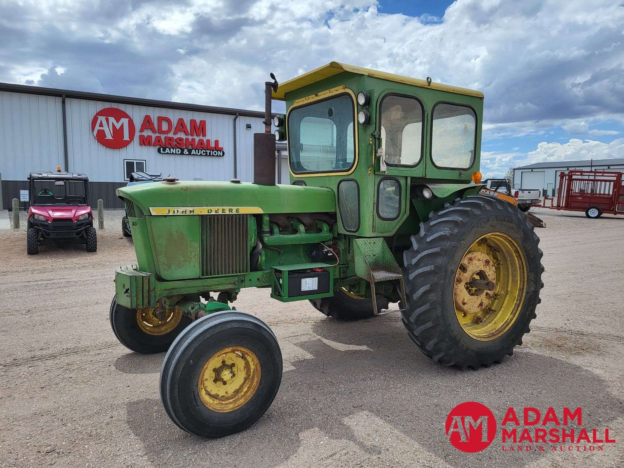 1969 John Deere 4020 Equipment Image0