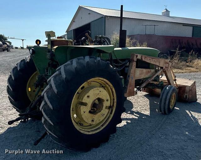 Image of John Deere 4020 equipment image 4